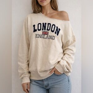 VINTAGE London England Sweatshirt Cream Collegiate - M